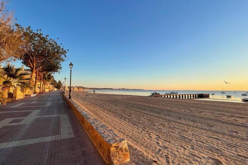 Charming Beachfront Apartment Murcia Luaran gambar