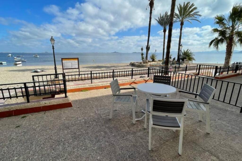 Charming Beachfront Apartment Murcia Luaran gambar